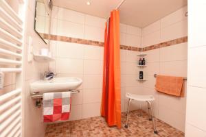 Koupelna v ubytování Ferienwohnung Allgäuer Bergnest + 8 fotografií