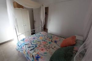 Łóżko lub łóżka w pokoju w obiekcie Dreams - Sueños - Tranquilo con Patio - VUT-PO-006855