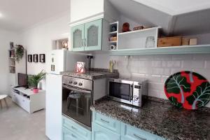 Kuchnia lub aneks kuchenny w obiekcie Dreams - Sueños - Tranquilo con Patio - VUT-PO-006855