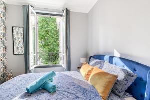 Fotografia z galérie ubytovania Maison 60m² avec jardin de 90m² au centre de Paris v Paríži