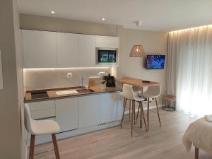 Η κουζίνα ή μικρή κουζίνα στο Impervila 201 +4 φωτογραφίες