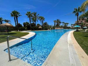 Basen w obiekcie PUSHE Playa Granada Beach&Golf 6 lub w pobliżu