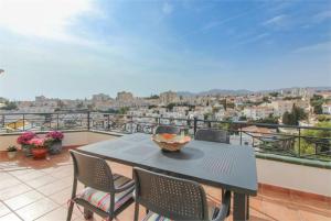 Zdjęcie z galerii obiektu Amazing Villa with private pool and panoramic views w mieście Nerja