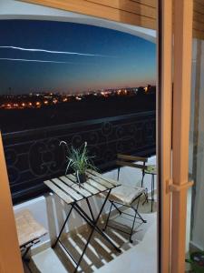 Ein Balkon oder eine Terrasse in der Unterkunft Puerta Del Mar Apartment complex