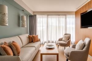 Χώρος καθιστικού στο Zurich Marriott Hotel