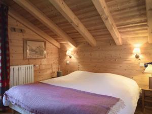 Chalet de Luxe 131m² Courchevel 1650 - 10 Pers., 5 Chambres, Proche Pistes et Centre, Spa, Parking - FR-1-631-147