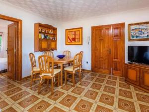 Zdjęcie z galerii obiektu Chalet méditerranéen avec piscine, jardin et Wi-Fi près de la plage à Santa Margalida - ES-266-3 w mieście Santa Margalida