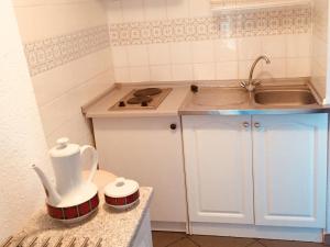 A kitchen or kitchenette at Stylish house in the countryside 5 km from the sea