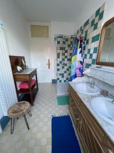 ห้องน้ำของ Lovely family home in Chartreuse mountains