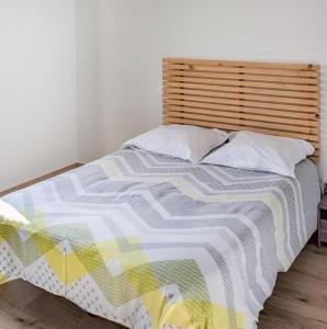 Katil atau katil-katil dalam bilik di Maison 2 chambres avec vue sur les Pyrénées