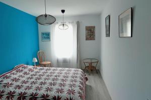 Ένα ή περισσότερα κρεβάτια σε δωμάτιο στο À l'ombre des Tilleuls +10 φωτογραφίες