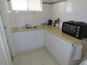 Cucina o angolo cottura di Emu Point Motel