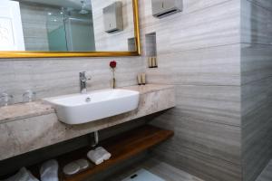 Koupelna v ubytování Move npic Zenat al Hayat Hotel