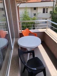 A balcony or terrace at Anfid Apartments