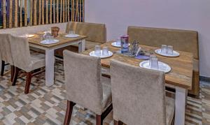 Restaurace v ubytování Treebo Seven Inn