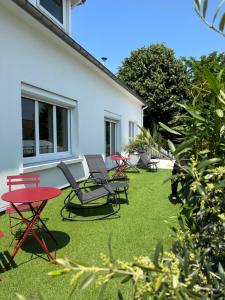 Zahrada ubytování Logis Hôtel & Restaurant Le Vert Bocage
