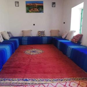 Ruang duduk di Chez Youba