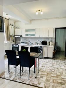 Dream Sury Apartment - metrou Leonida, spital Obregia