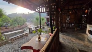 Landskap semula jadi dekat dengan rumah tamu ini