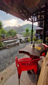 Landskap semula jadi dekat dengan rumah tamu ini