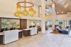 Lobby o reception area sa The Westin St. John Resort Villas