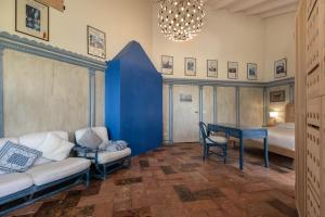 A seating area at La Cucchetta