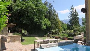 Bazén v ubytování Villa Arianna - Suite Arianna nebo v jeho okolí