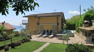 Příroda nedaleko apartmánu