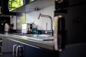 ワージングにあるBirdsong & Pine: parking & gardenのギャラリーの写真