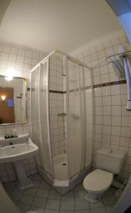 Koupelna v ubytování Hotel du Roy