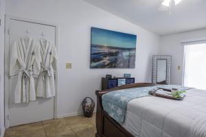 Gallery image of Bayside Key Largo Canal Home with Dock/ Jacuzzi/ Pool. ( Lift not include) in Key Largo