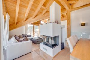 Gallery image of Chalet Bergliebe zentral mit Bergblick in Seefeld in Tirol +7 photos