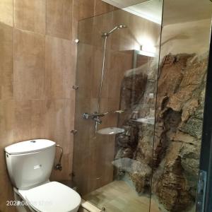 A bathroom at Villas On The Rock Afissos