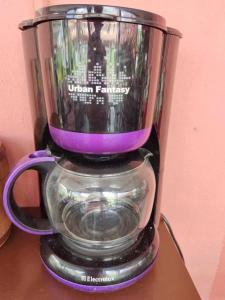 Sadržaji za pripremu kafe i čaja u objektu HUAQIAO HOME 侨之家免费供早餐free breakfast served