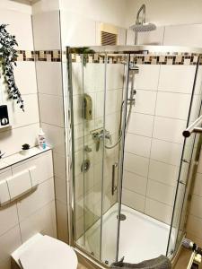 Ένα μπάνιο στο Zuhause im Ruhrgebiet 2 mit Balkon +4 φωτογραφίες