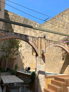 Balkón alebo terasa v ubytovaní Can Met Mosso, Casa rural con Piscina Climatizada