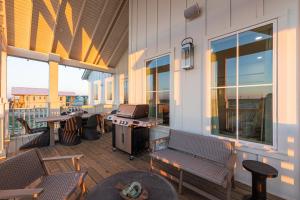 Fotografie z fotogalerie ubytování Luxury new home in desirable resort, beach access, two pools v destinaci Port Aransas