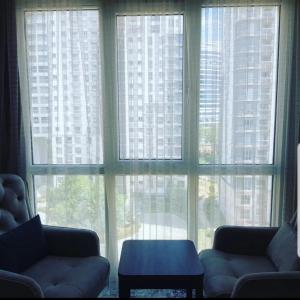 Spacious One Bedroom Apartment 휴식 공간