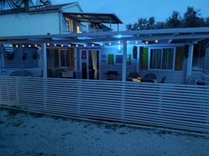 Fotografie z fotogalerie ubytování Sunny Mobile Homes v destinaci Privlaka