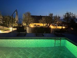 Swimmingpoolen hos eller tæt på Villa Domenica Kostrena