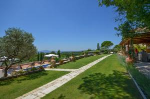 Gallery image of La Petite Auberge in Tourtour