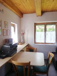 Fotografie z fotogalerie ubytování Chata U Losinky ve Velkých Losinách + 17 fotografií