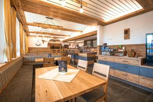 Restaurace v ubytování Landgastohf Thiem
