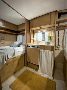 Koupelna v ubytování Urban Van Glamping Riga