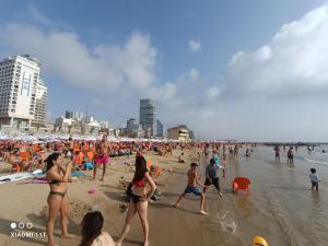 入住Private rooms near the beach center的客人
