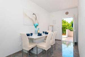 Fotografie z fotogalerie ubytování Blue Swan Residence - Central Pirovac - Beach - Netflix v destinaci Pirovac