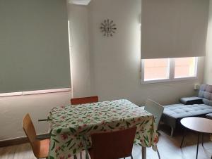 Fotografie z fotogalerie ubytování Apartamento céntrico cerca de la playa v destinaci Pobra do Caramiñal