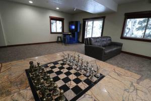 Imagen de la galería de Magic McCall Cabin and Studio for Larger Groups wi, en McCall
