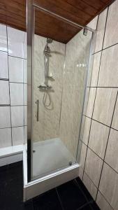 Koupelna v ubytování Palaz 7 - 5 bedroom house + 24 fotografií