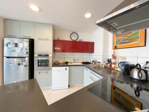 Spacious cosy & renovated flat in central Tel Aviv